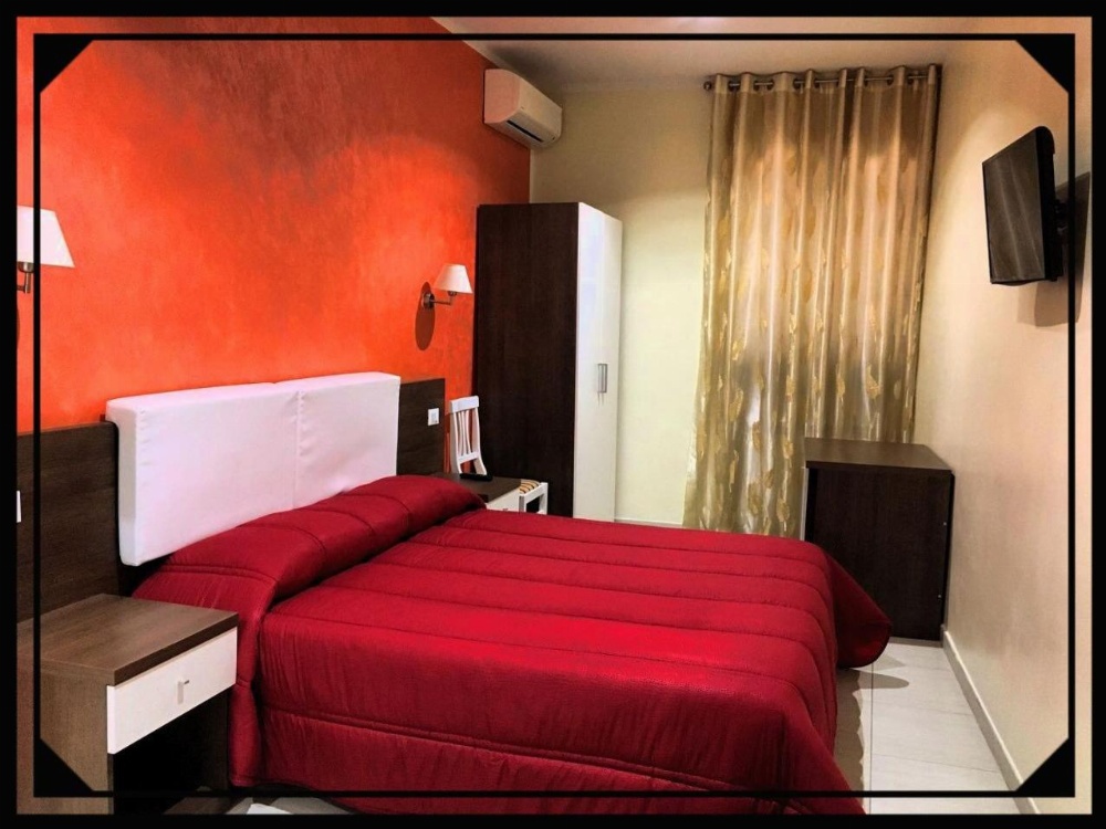 Tiburtina Hotel Holiday