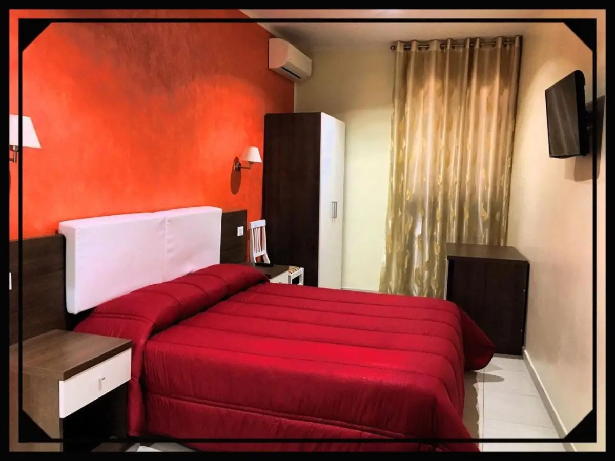 Tiburtina Hotel Holiday 5